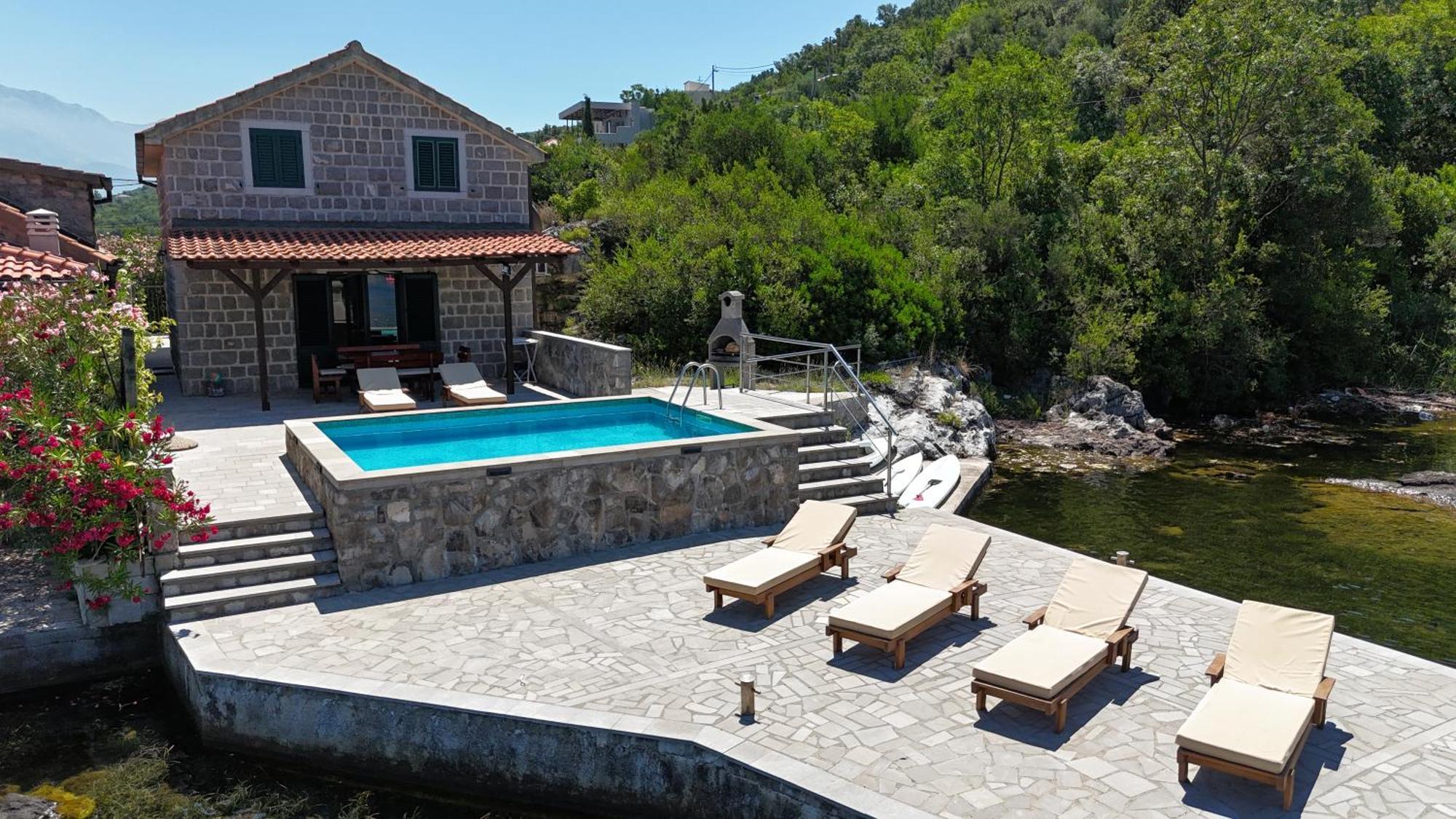 Apartments Kovinic Tivat Dış mekan fotoğraf