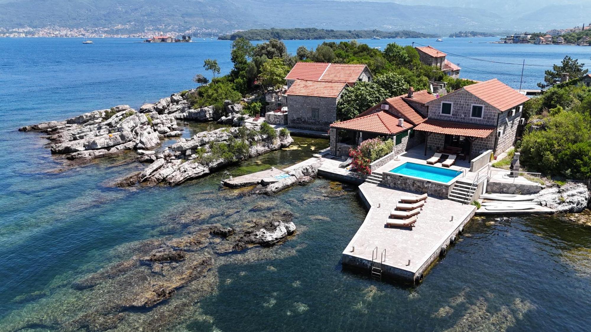 Apartments Kovinic Tivat Dış mekan fotoğraf